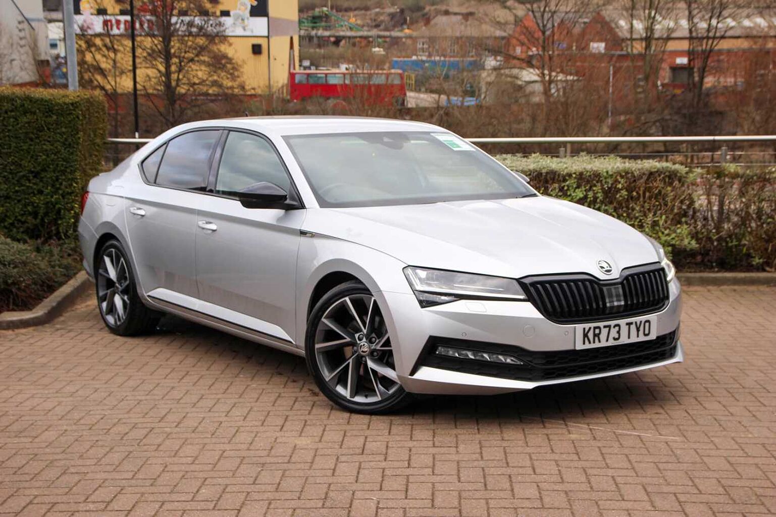 SKODA Superb 2.0 TSI (190ps) SportLine Plus DSG Hatch