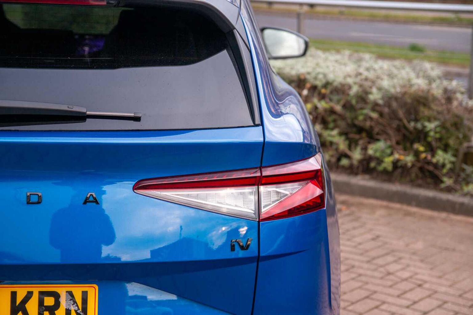 SKODA Enyaq Iv Estate iV vRS 82 kWh 299 PS Single speed 4x4