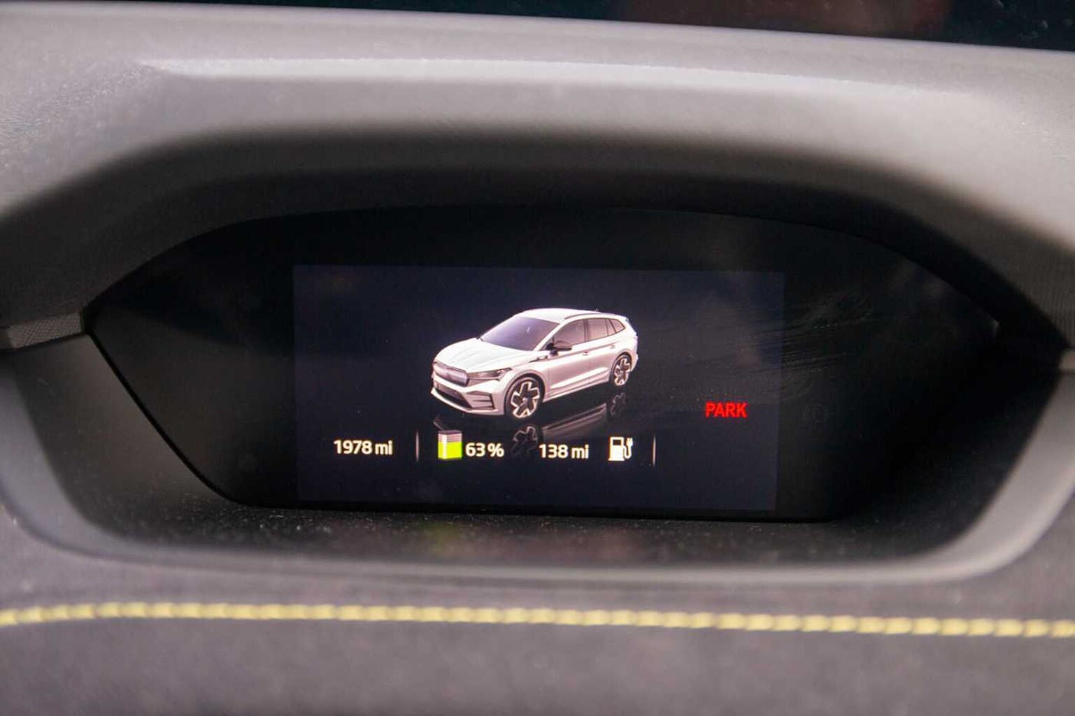 SKODA Enyaq Iv Estate iV vRS 82 kWh 299 PS Single speed 4x4