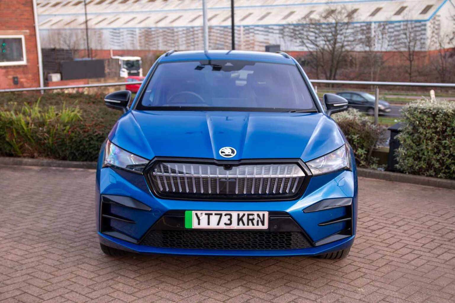 SKODA Enyaq Iv Estate iV vRS 82 kWh 299 PS Single speed 4x4